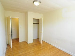 2 Bedroom apartment for rent in EAST YORK 