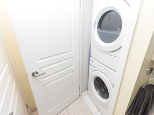 1 Bedroom apartment for rent in TORONTO 
