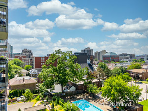 3+ Bedroom apartment for rent in BURLINGTON   