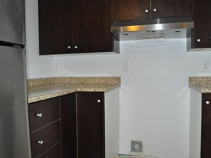 Bachelor apartment for rent in Mississauga