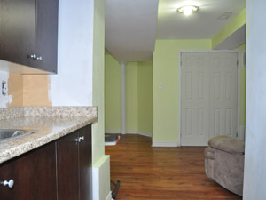 Bachelor apartment for rent in Mississauga