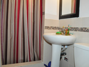 Bachelor apartment for rent in Mississauga