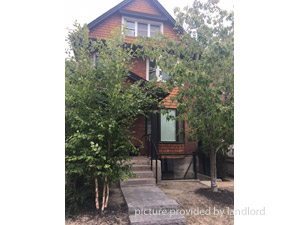 Bachelor apartment for rent in Toronto