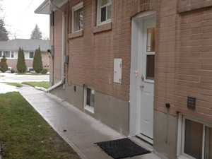 Bachelor apartment for rent in SCARBOROUGH