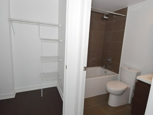 2 Bedroom apartment for rent in TORONTO