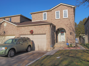 2 Bedroom apartment for rent in AJAX 