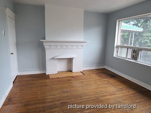 Room / Shared apartment for rent in TORONTO