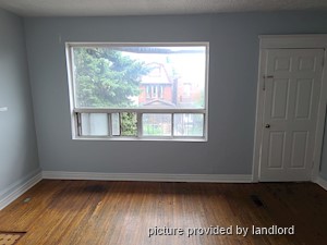 Room / Shared apartment for rent in TORONTO