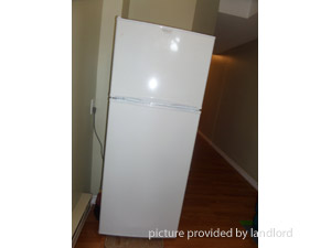 Bachelor apartment for rent in SCARBOROUGH