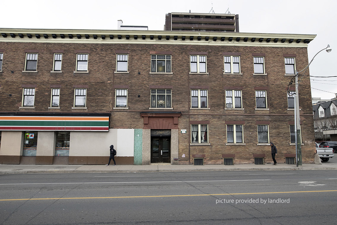 2 Spadina Rd, TORONTO, ON Bachelor for rent TORONTO Apartments