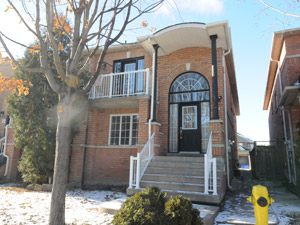 Rental House 18 Ed Quigg Way, Vaughan, ON