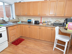 Room / Shared apartment for rent in TORONTO