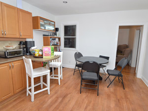 Room / Shared apartment for rent in TORONTO