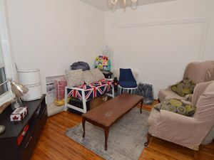Room / Shared apartment for rent in TORONTO