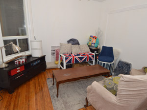 Room / Shared apartment for rent in TORONTO