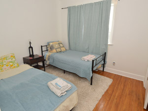 Room / Shared apartment for rent in TORONTO