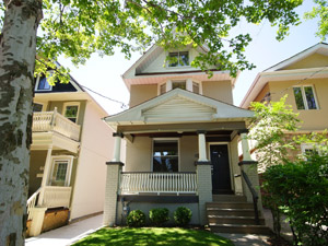 3+ Bedroom apartment for rent in TORONTO