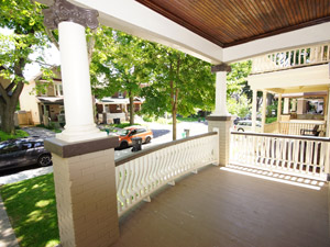 3+ Bedroom apartment for rent in TORONTO