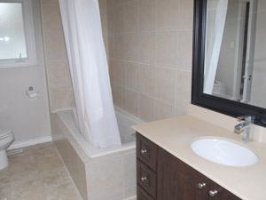 3+ Bedroom apartment for rent in SCARBOROUGH  