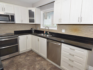 3+ Bedroom apartment for rent in SCARBOROUGH  