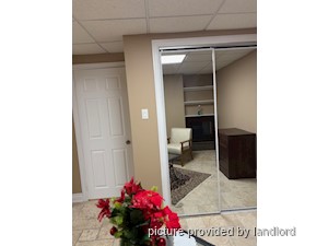 Room / Shared apartment for rent in Vaughan    