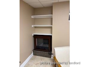 Room / Shared apartment for rent in Vaughan    