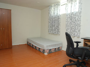 Room / Shared apartment for rent in Scarborough   