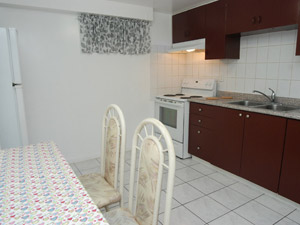 Room / Shared apartment for rent in Scarborough   