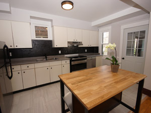 3+ Bedroom apartment for rent in TORONTO   