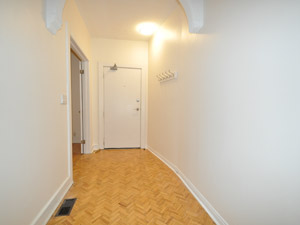 3+ Bedroom apartment for rent in TORONTO 