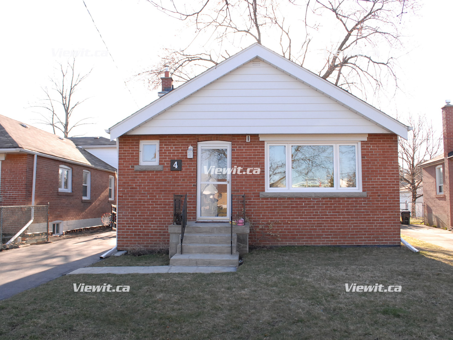 For rent WardenSt Clair Scarborough, 1 bdrm Viewit 170967