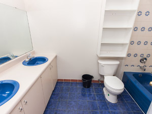 2 Bedroom apartment for rent in TORONTO