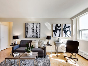 Bachelor apartment for rent in EAST YORK