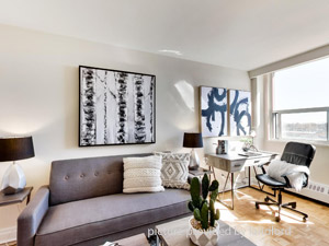 Bachelor apartment for rent in EAST YORK