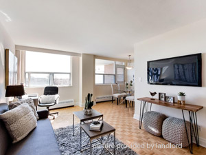 Bachelor apartment for rent in EAST YORK