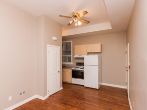 Bachelor apartment for rent in YORK