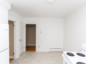 3+ Bedroom apartment for rent in TORONTO 