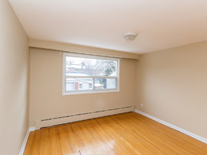 3+ Bedroom apartment for rent in TORONTO 