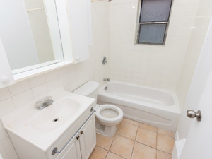 Bachelor apartment for rent in TORONTO  