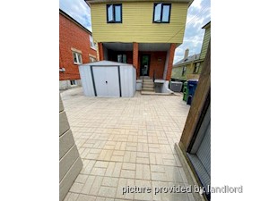 Bachelor apartment for rent in YORK