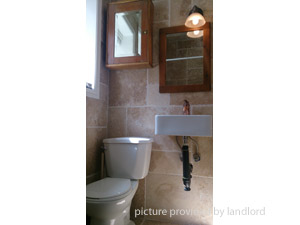 Bachelor apartment for rent in YORK