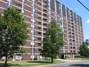 Rental High-rise 1701 Kilborn Ave, Ottawa, ON