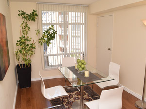 3+ Bedroom apartment for rent in TORONTO 