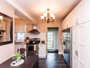 3+ Bedroom apartment for rent in TORONTO