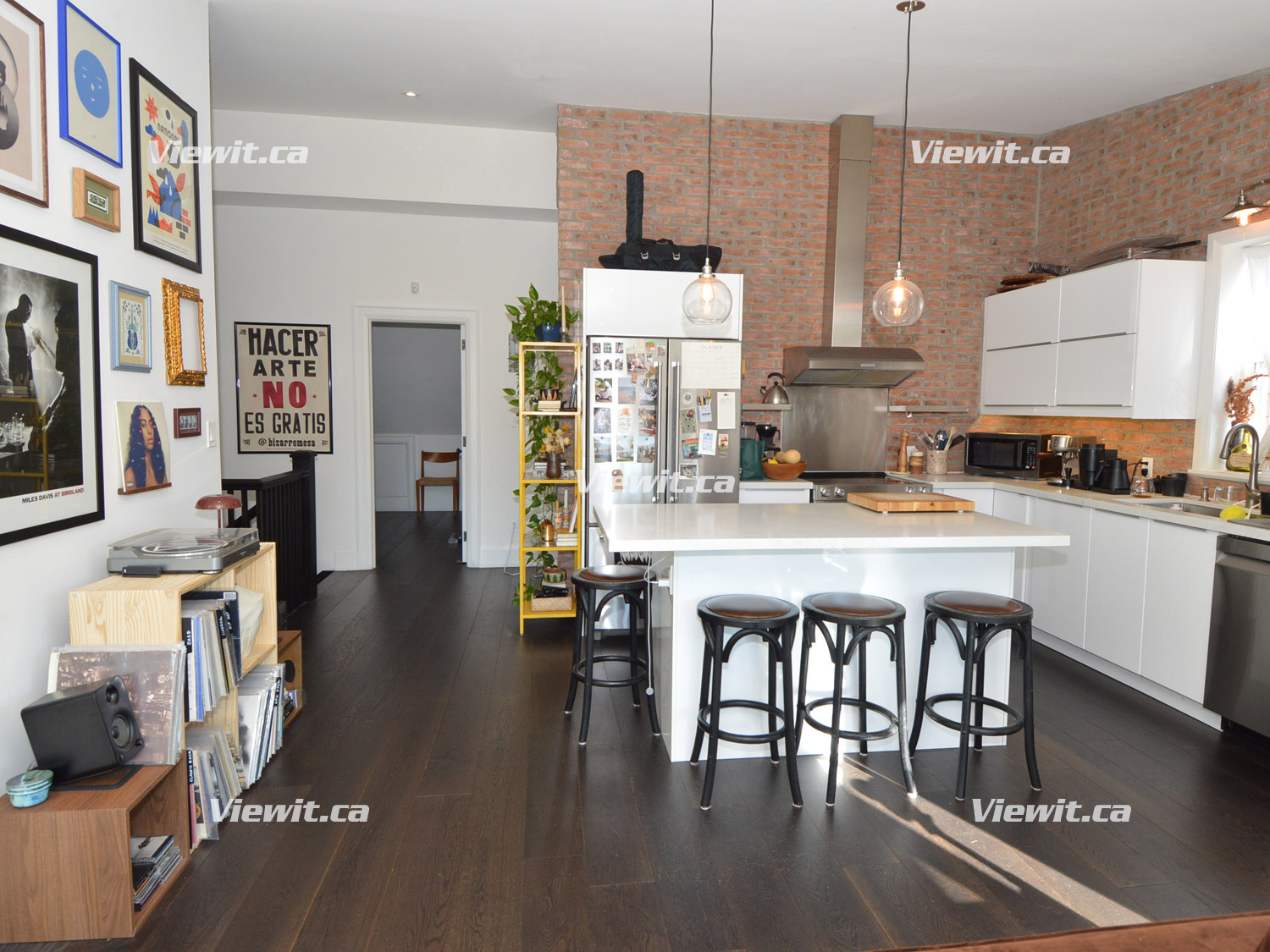 Bloor-Dundas - High P Toronto, 2 bdrm 5