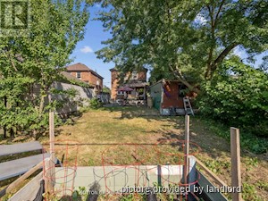 3+ Bedroom apartment for rent in East York