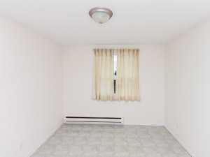 3+ Bedroom apartment for rent in Toronto