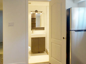 Bachelor apartment for rent in ETOBICOKE