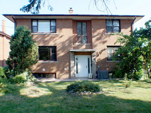 Bachelor apartment for rent in ETOBICOKE