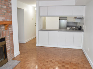 2 Bedroom apartment for rent in Toronto 